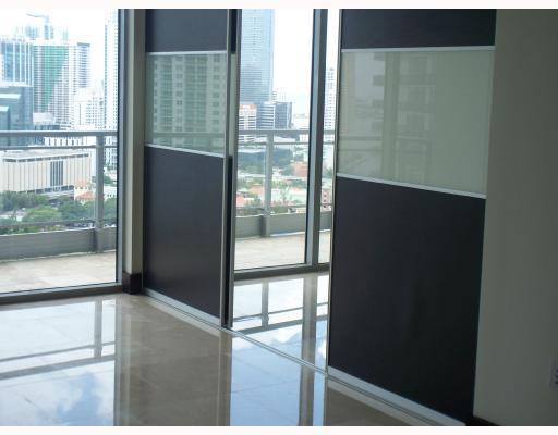 90 Southwest 3rd Street, Unit 2803 Miami, FL 33130 - Photo 3 of 6