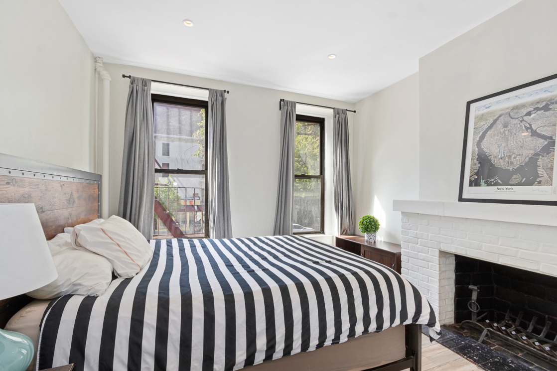 401 East 62nd Street, Unit 2B Manhattan, NY 10065 - Photo 3 of 8