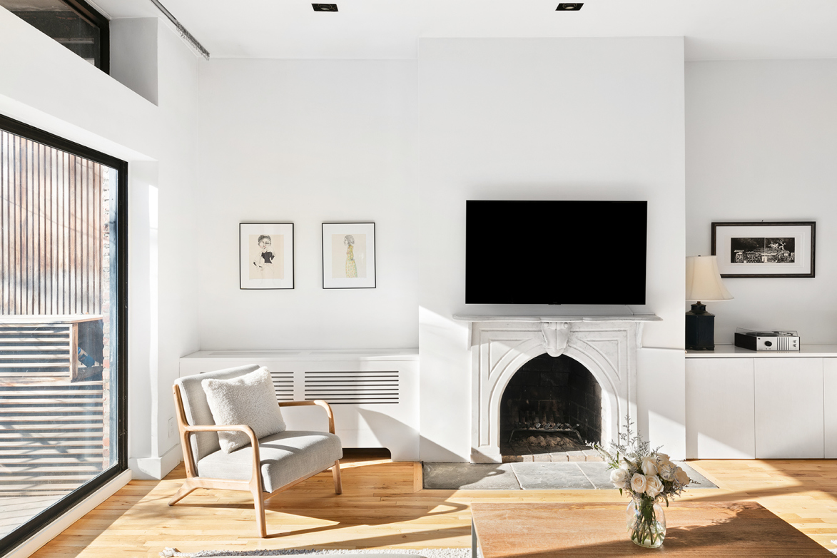 440 West 23rd Street, Unit C Manhattan, NY 10011 - Photo 3 of 11