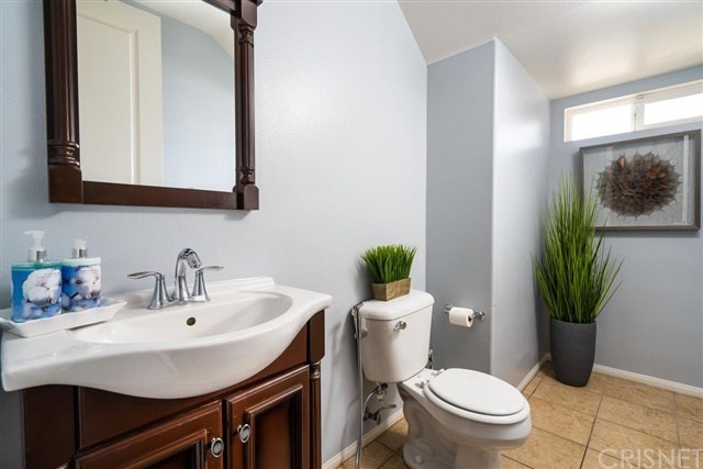 27742 Boulder Street, Unit 5 Castaic, CA 91384 - Photo 10 of 23