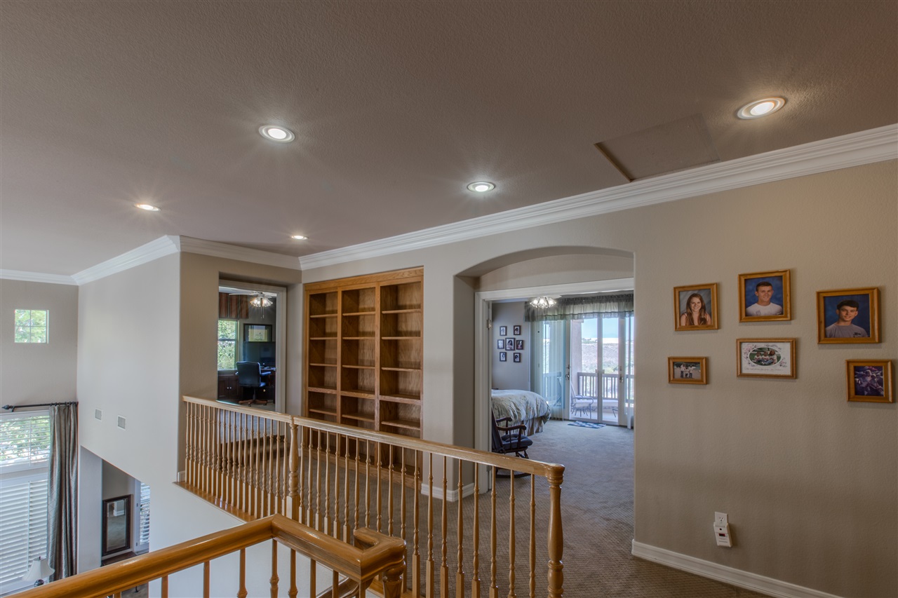 12124 Travertine Court Poway, CA 92064 - Photo 19 of 25