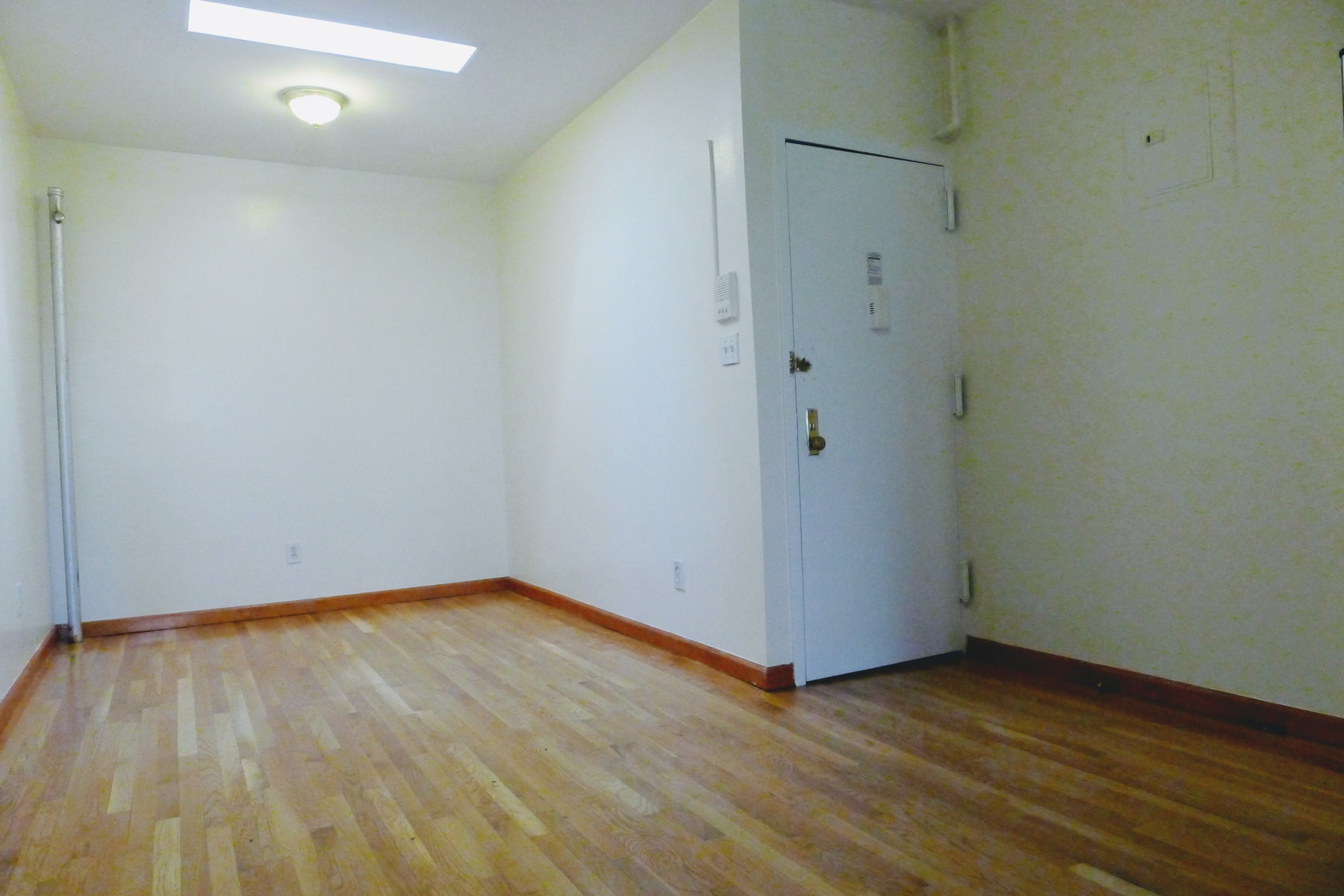 45 Essex Street, Unit 18 Manhattan, NY 10002 - Photo 2 of 4