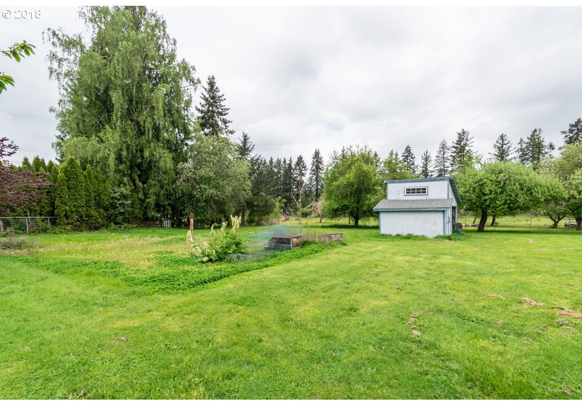 30541 Fairview Road Lebanon, OR 97355 - Photo 23 of 32 Gallery Image 23