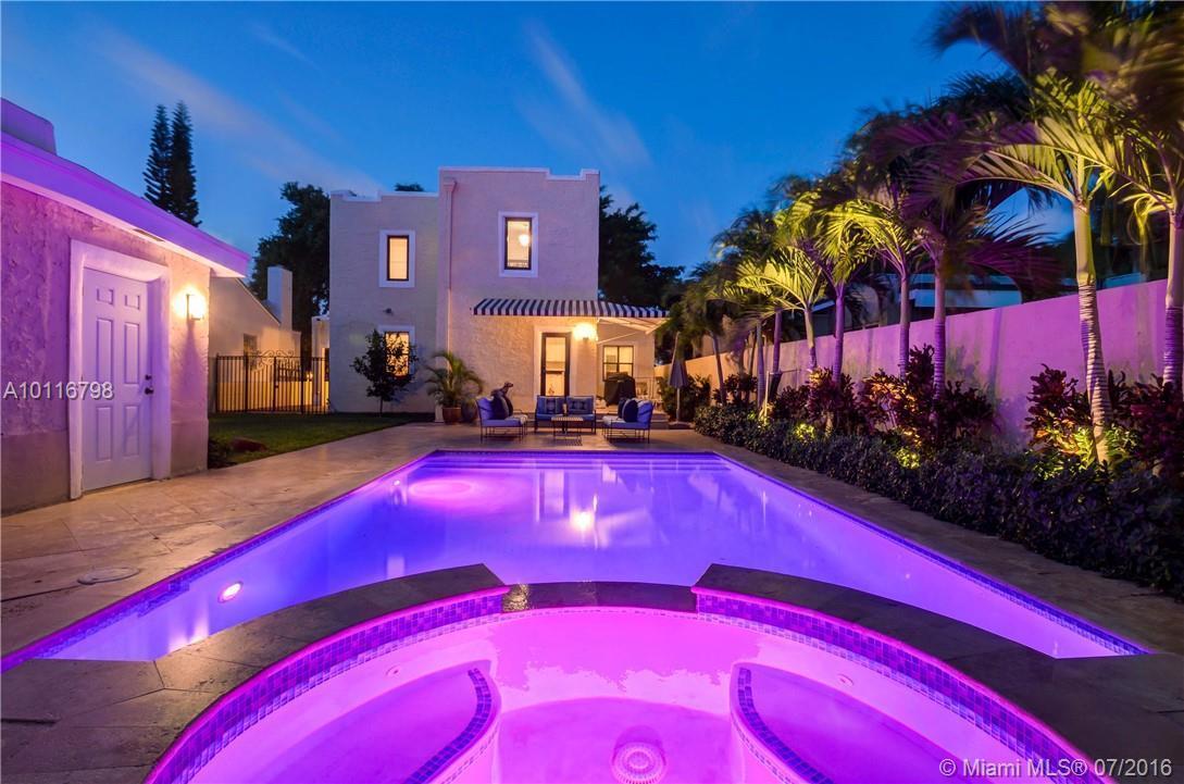 366 Southwest 22nd Road Miami, FL 33129 - Photo 2 of 33