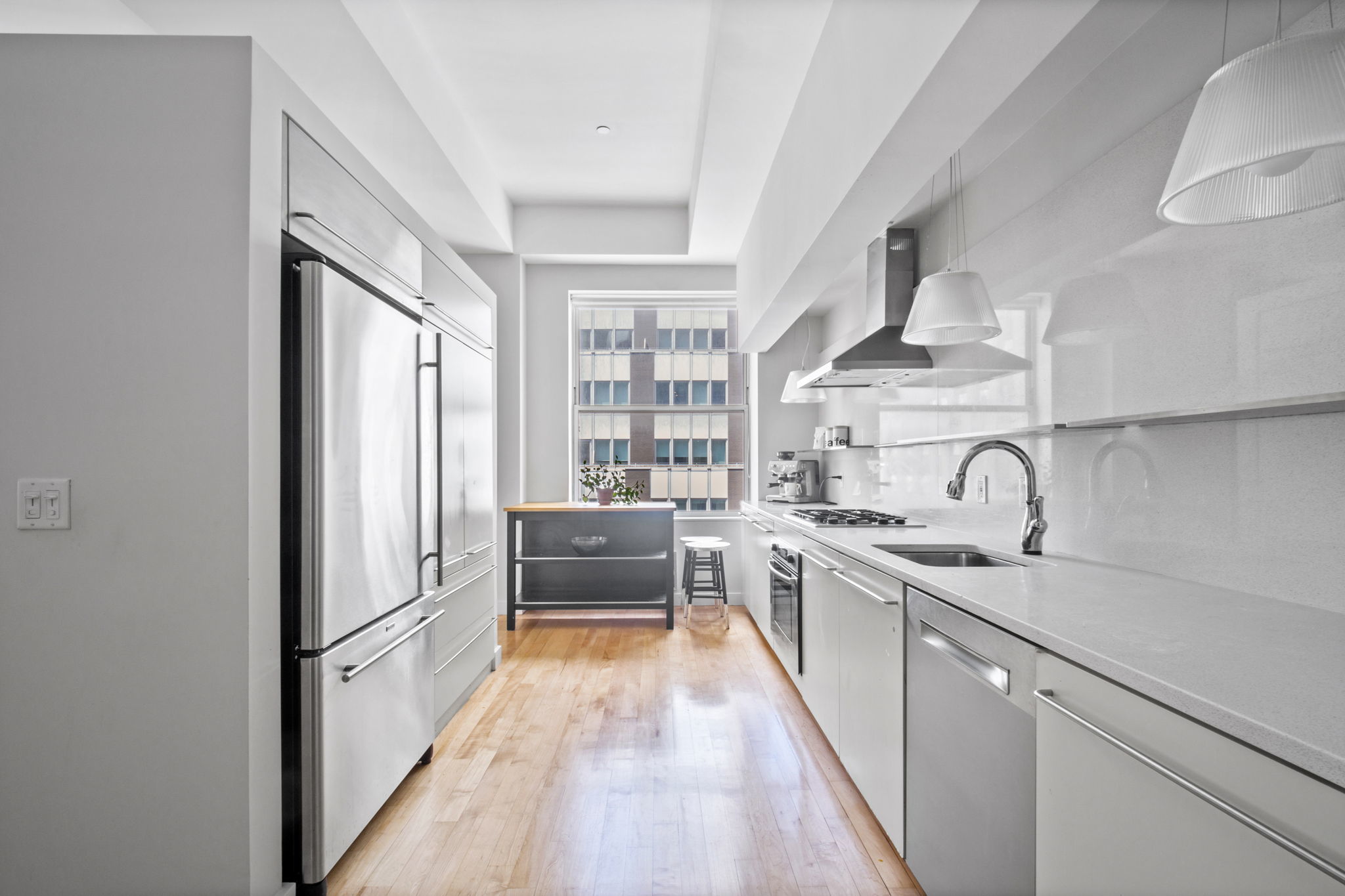 15 Broad Street, Unit 2120 Manhattan, NY 10005 - Photo 3 of 10