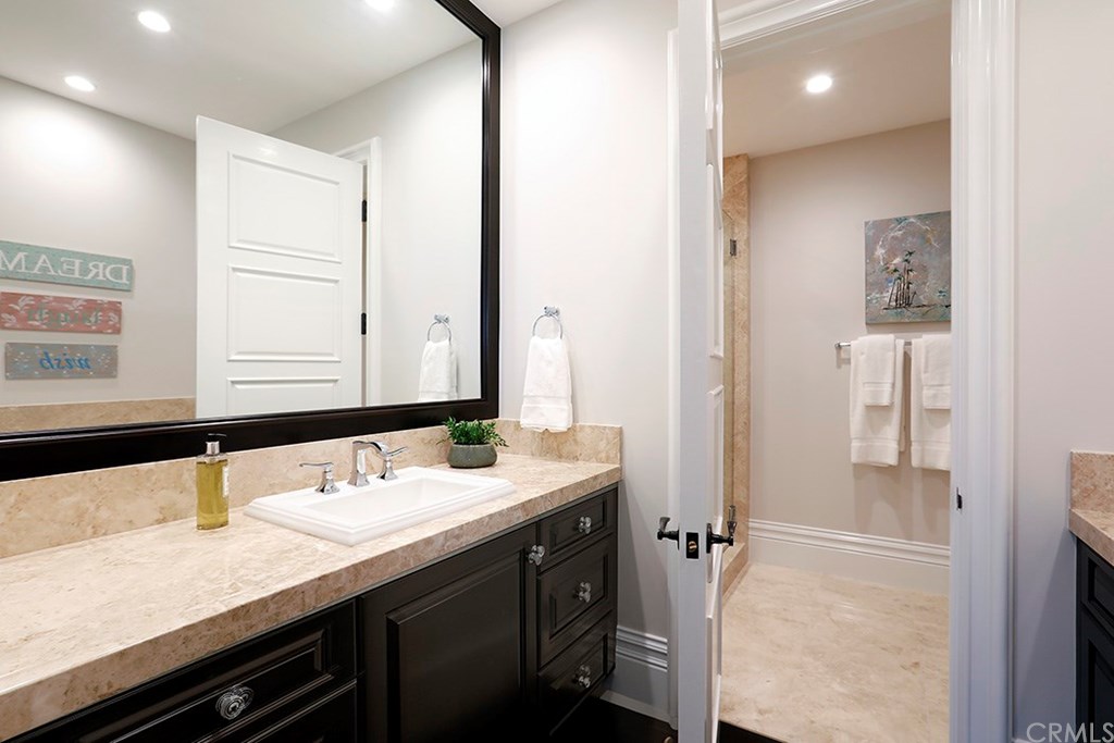 4521 Roxbury Road Corona del Mar, CA 92625 - Photo 22 of 40