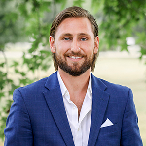 Headshot of Alexander Olivieri