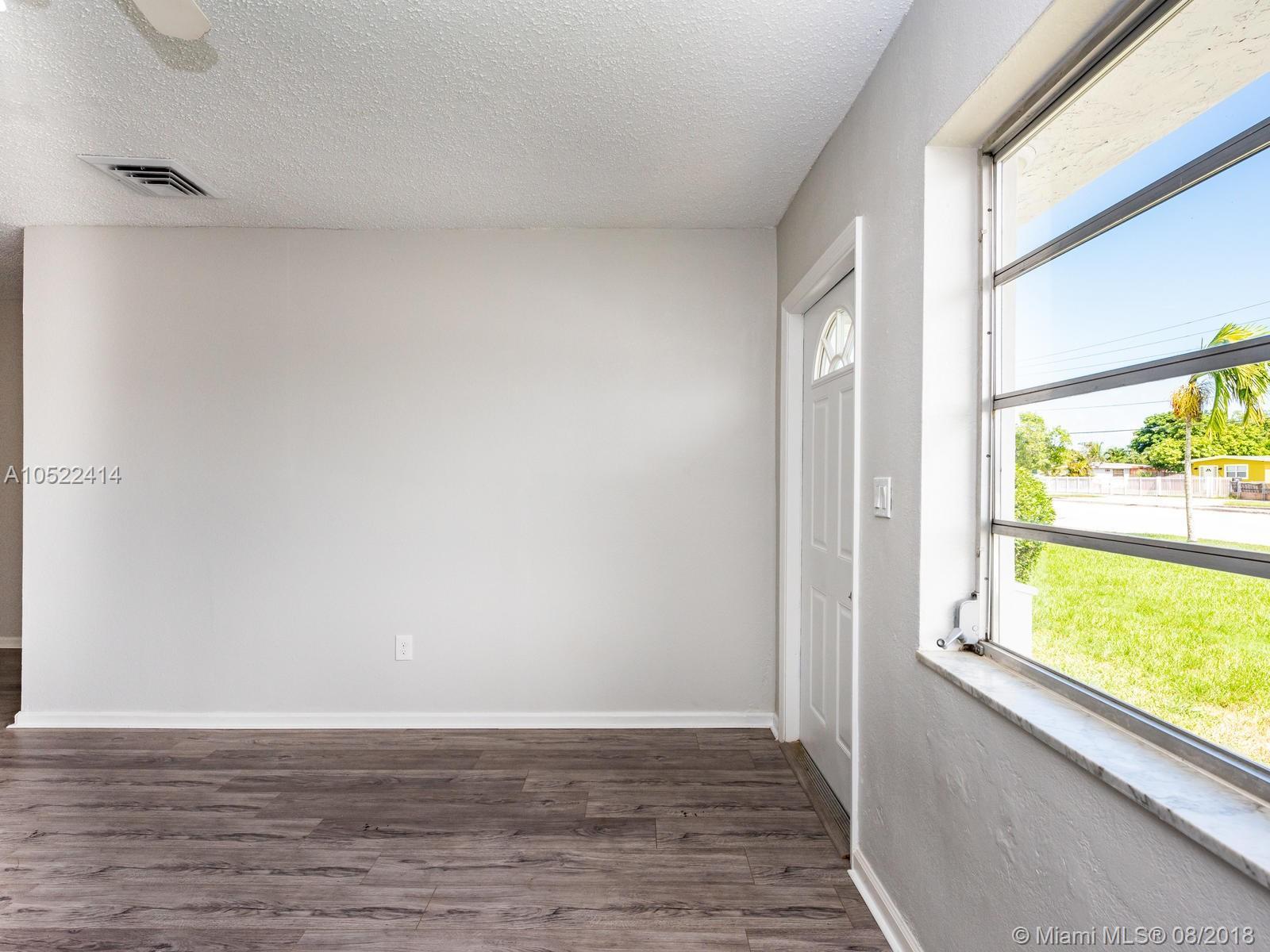 14605 Southwest 288th Street Homestead, FL 33033 - Photo 8 of 37