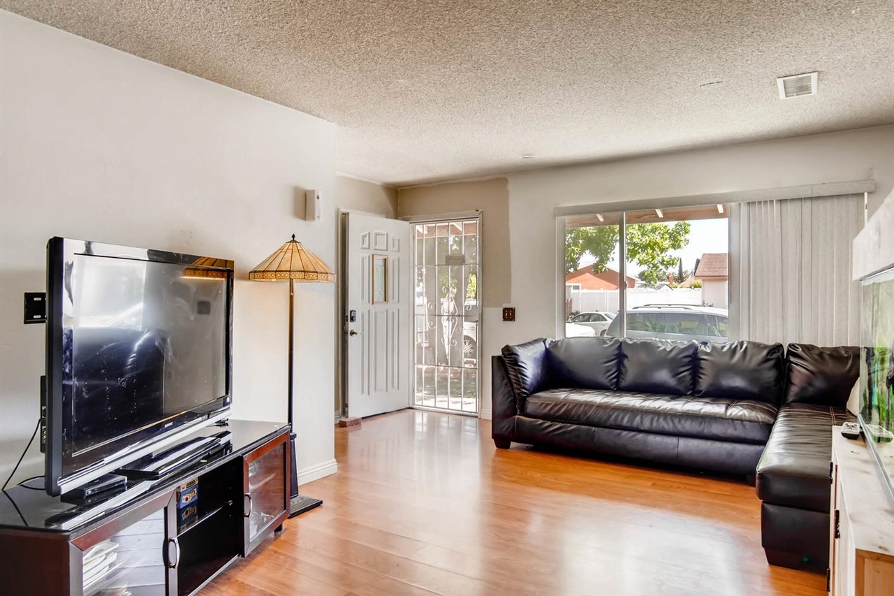 7756 Bendigo Road San Diego, CA 92126 - Photo 4 of 24