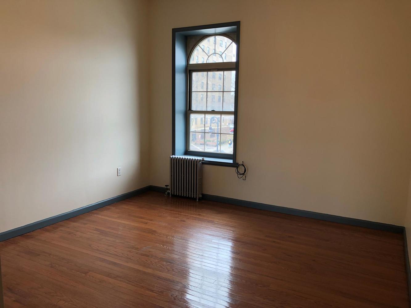 59 Stuyvesant Avenue, Unit 3L Brooklyn, NY 11221 - Photo 3 of 5