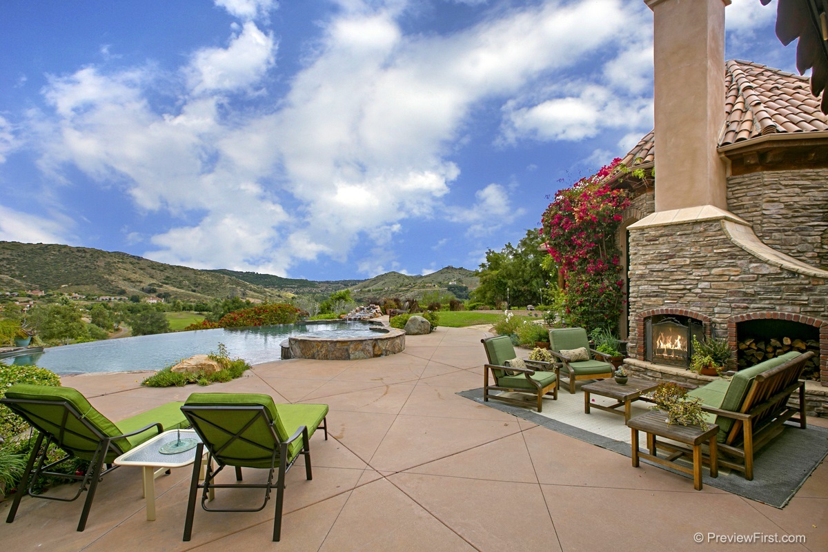 14135 Biscayne Place Poway, CA 92064 - Photo 3 of 23