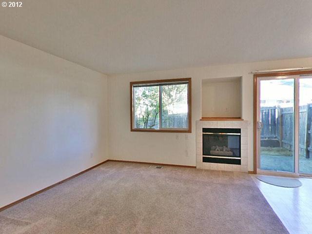 17665 Southwest Alexander Street Aloha, OR 97003 - Photo 7 of 12 Gallery Image 7