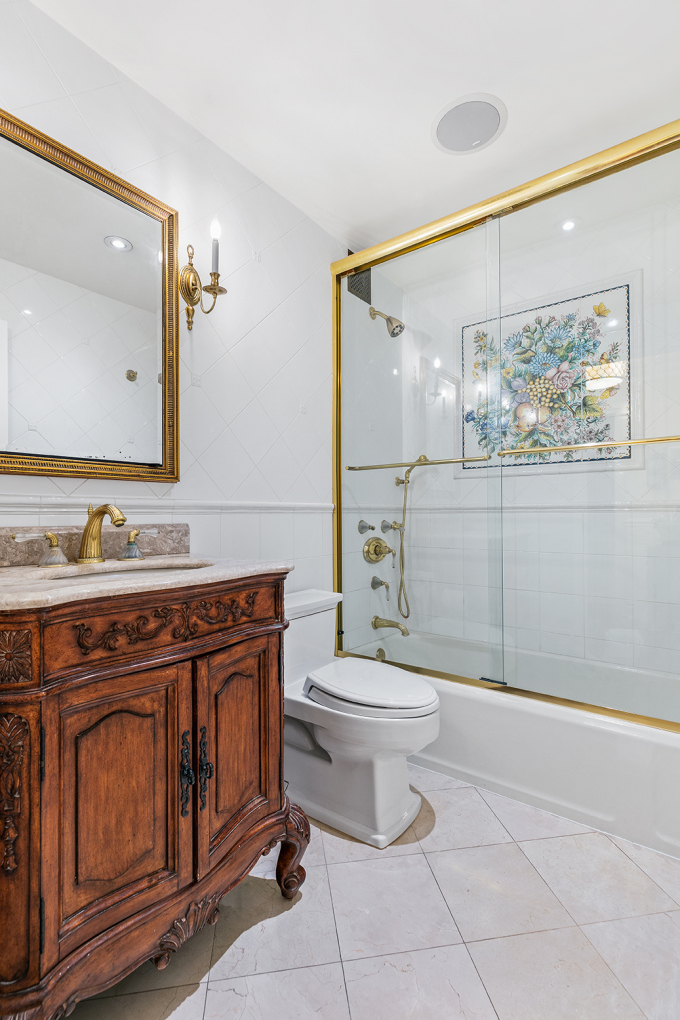 875 5th Avenue, Unit 8D Manhattan, NY 10065 - Photo 7 of 11