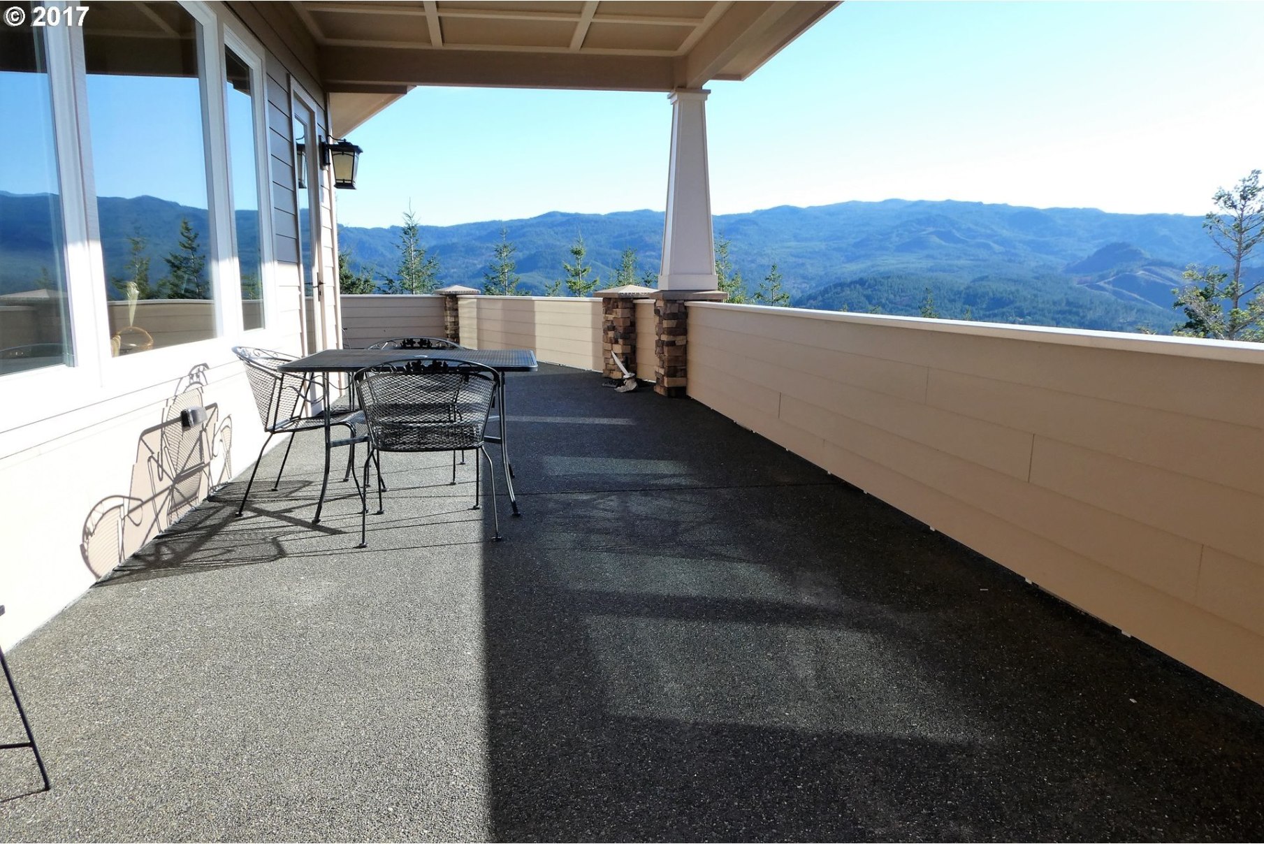 95521 Spirit Ridge Road Gold Beach, OR 97444 - Photo 2 of 32