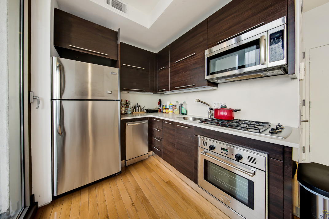 285 Driggs Avenue, Unit 5A Brooklyn, NY 11222 - Photo 5 of 11