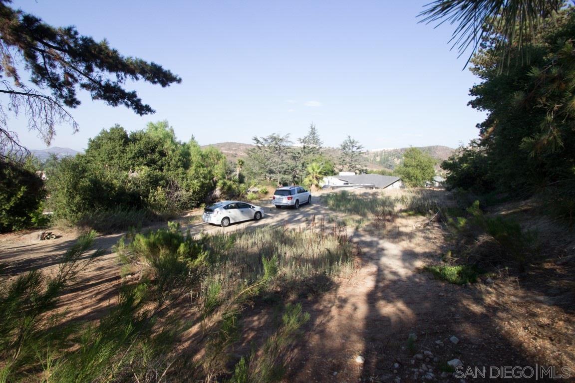 Old Stone Road Poway, CA 92064 - Photo 2 of 17