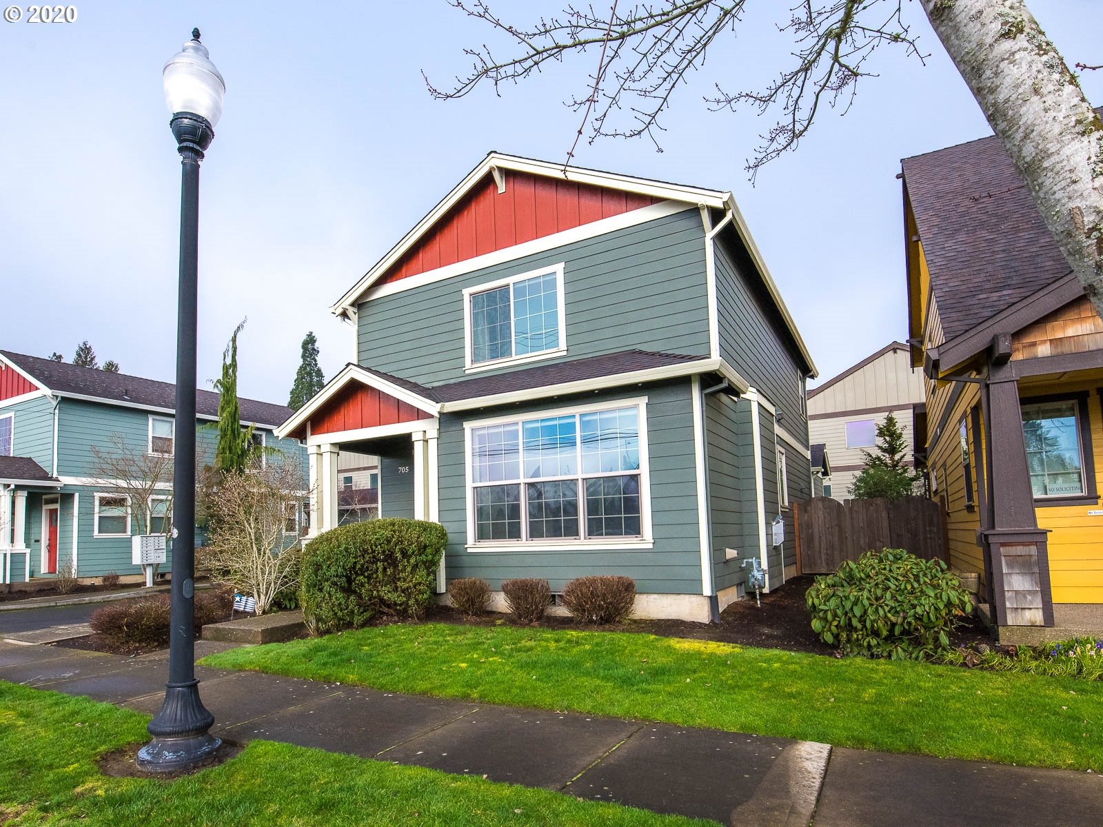 705 Northeast Jackson Street Hillsboro, OR 97124 - Photo 1 of 28
