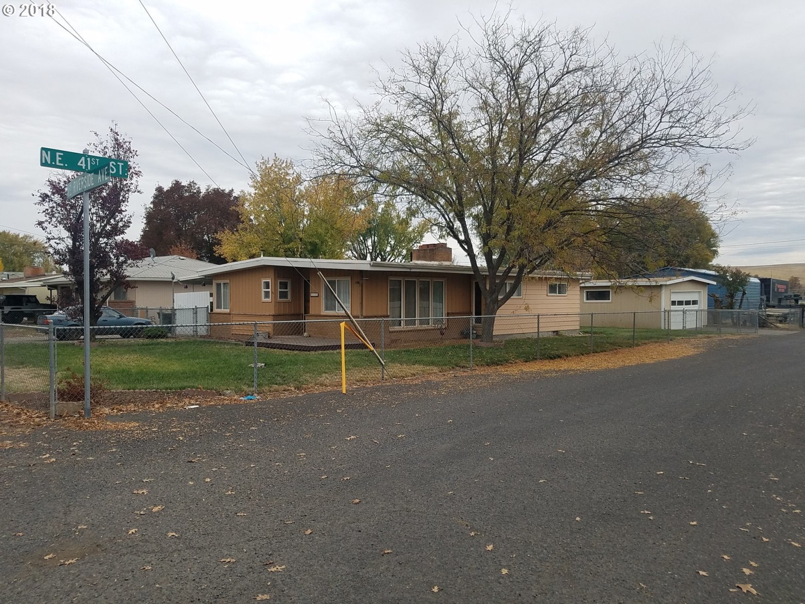 4102 Northeast Riverside Avenue Pendleton, OR 97801 - Photo 4 of 29