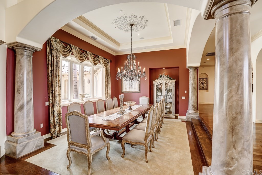 5902 Claridge Drive Riverside, CA 92506 - Photo 10 of 65