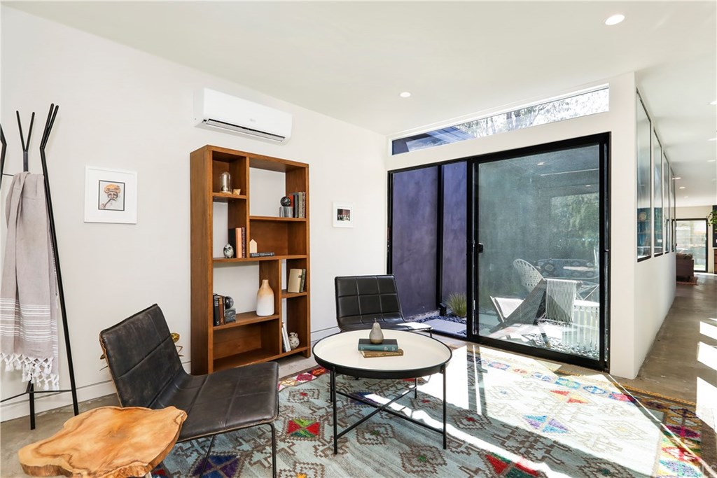 945 Jane Place Pasadena, CA 91105 - Photo 6 of 33