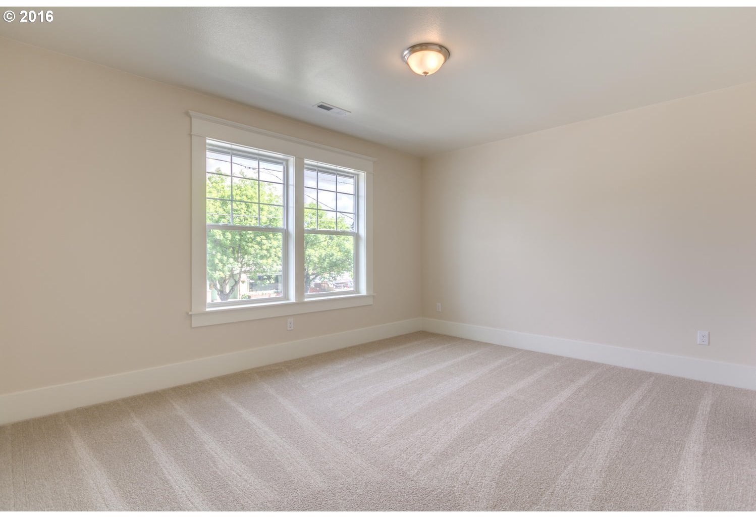 5768 Southeast Reedway Street Portland, OR 97206 - Photo 25 of 32 Gallery Image 25