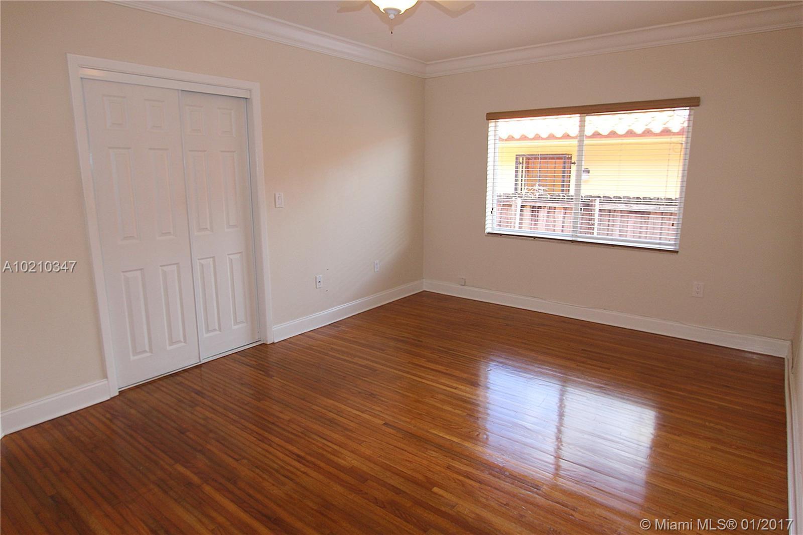 3541 Southwest 23rd Terrace Miami, FL 33145 - Photo 12 of 20