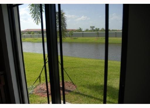 3585 Northeast 5th Street, Unit 101 Homestead, FL 33033 - Photo 13 of 15