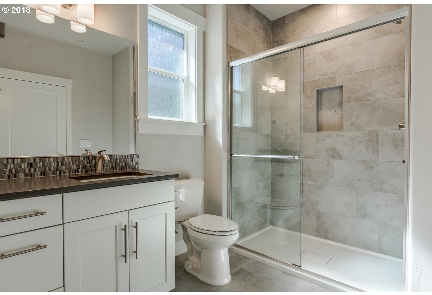 5764 Northwest Hood Loop Camas, WA 98607 - Photo 10 of 29 Gallery Image 10