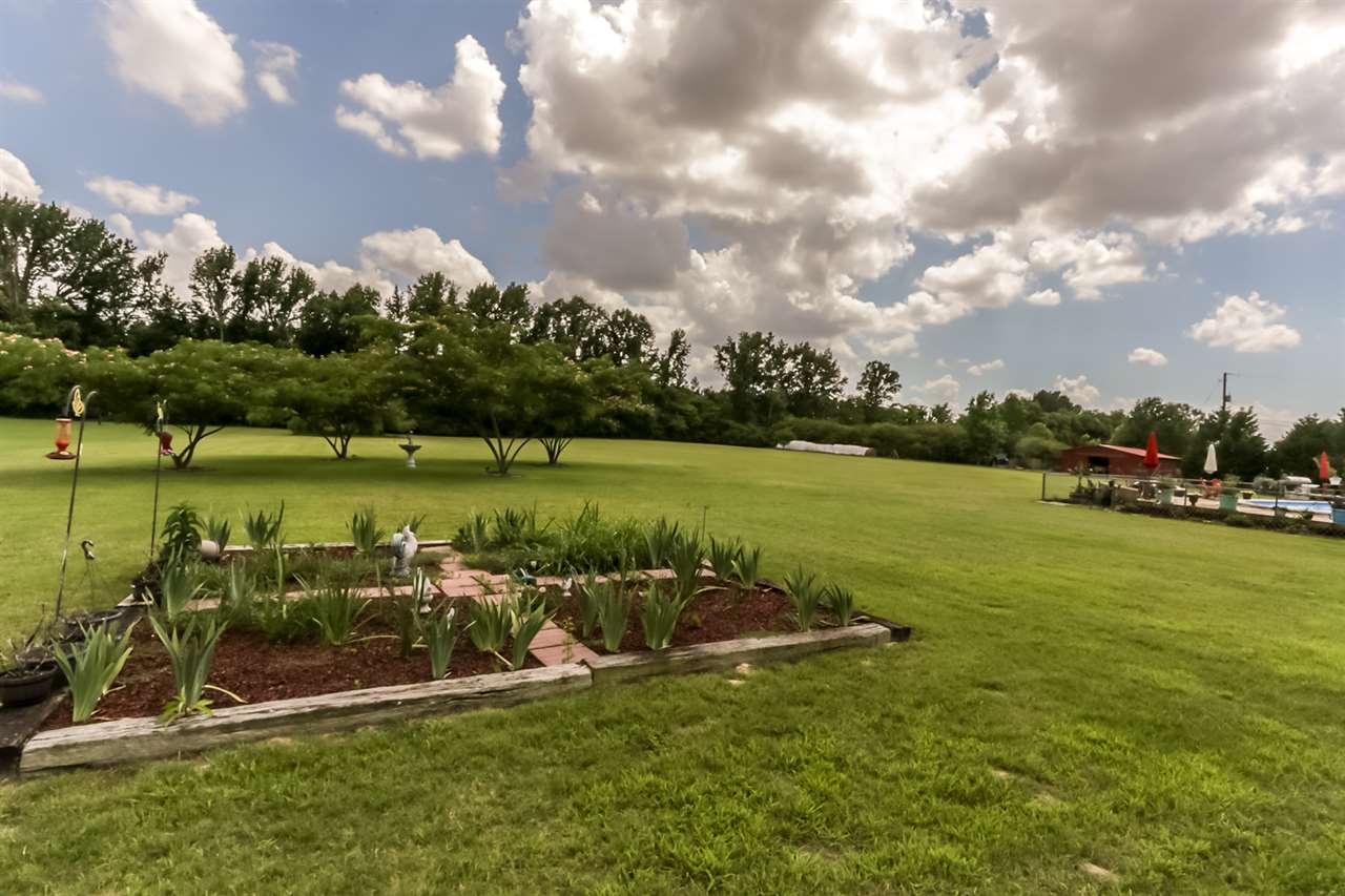 8588 Donnell Road Millington, TN 38053 - Photo 4 of 25 Gallery Image 4