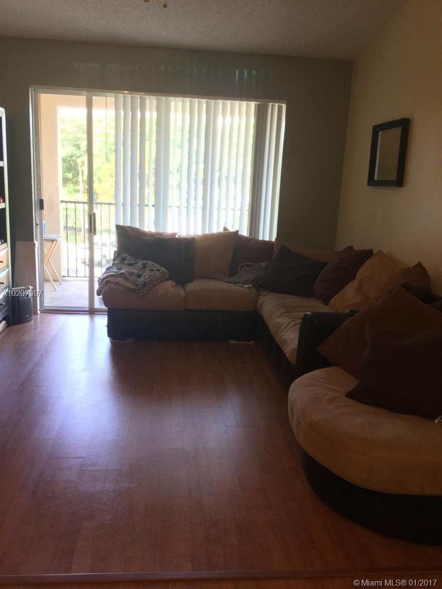 8010 North Nob Hill Road, Unit 303 Tamarac, FL 33321 - Photo 6 of 35