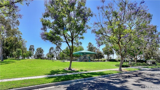 7 Wickford Lane Ladera Ranch, CA 92694 - Photo 35 of 36 Hilltop Park is just one house down, walk to Sienna on trails just off the park