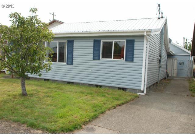 864 Laurel Avenue Reedsport, OR 97467 - Photo 1 of 16 Gallery Image 1