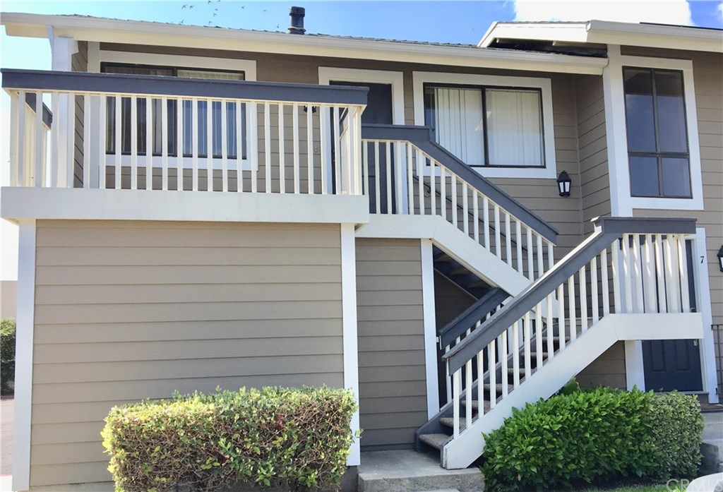 700 West Walnut Avenue, Unit 8 Orange, CA 92868 - Photo 2 of 20