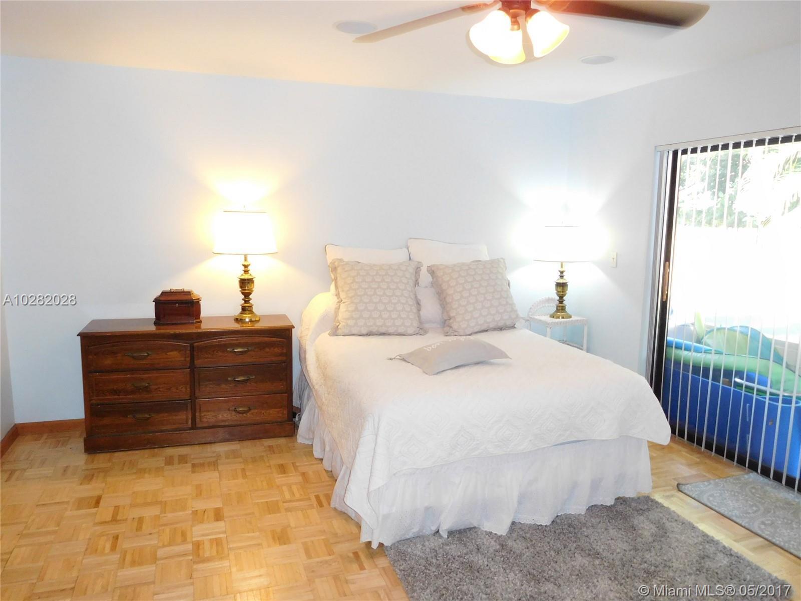 12118 Old Country Road South Wellington, FL 33414 - Photo 21 of 29