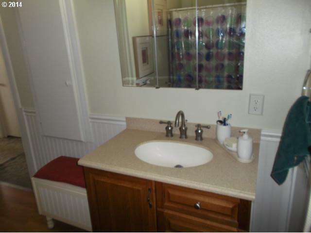 814 Southwest 11th Street Pendleton, OR 97801 - Photo 7 of 14