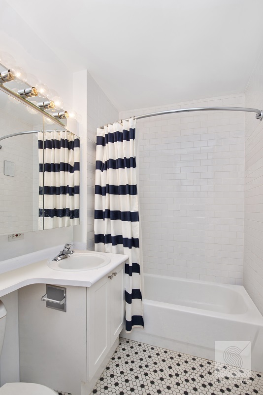 88 Greenwich Street, Unit 509 Manhattan, NY 10006 - Photo 5 of 10