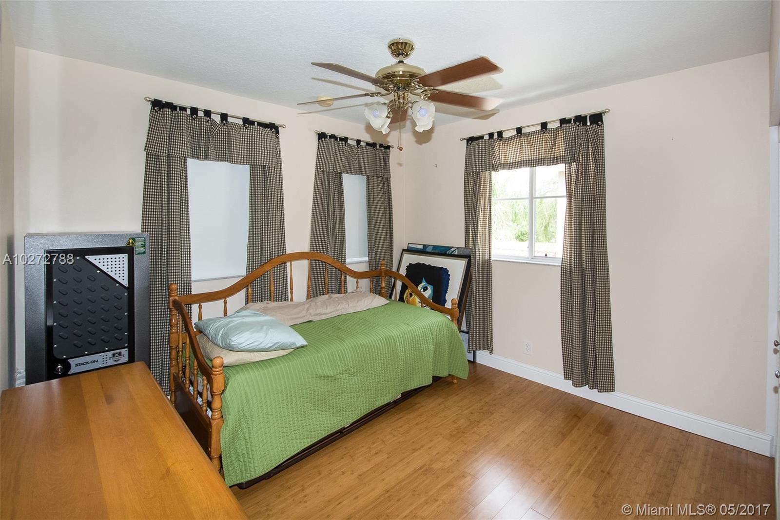 837 Falling Water Road Weston, FL 33326 - Photo 21 of 27