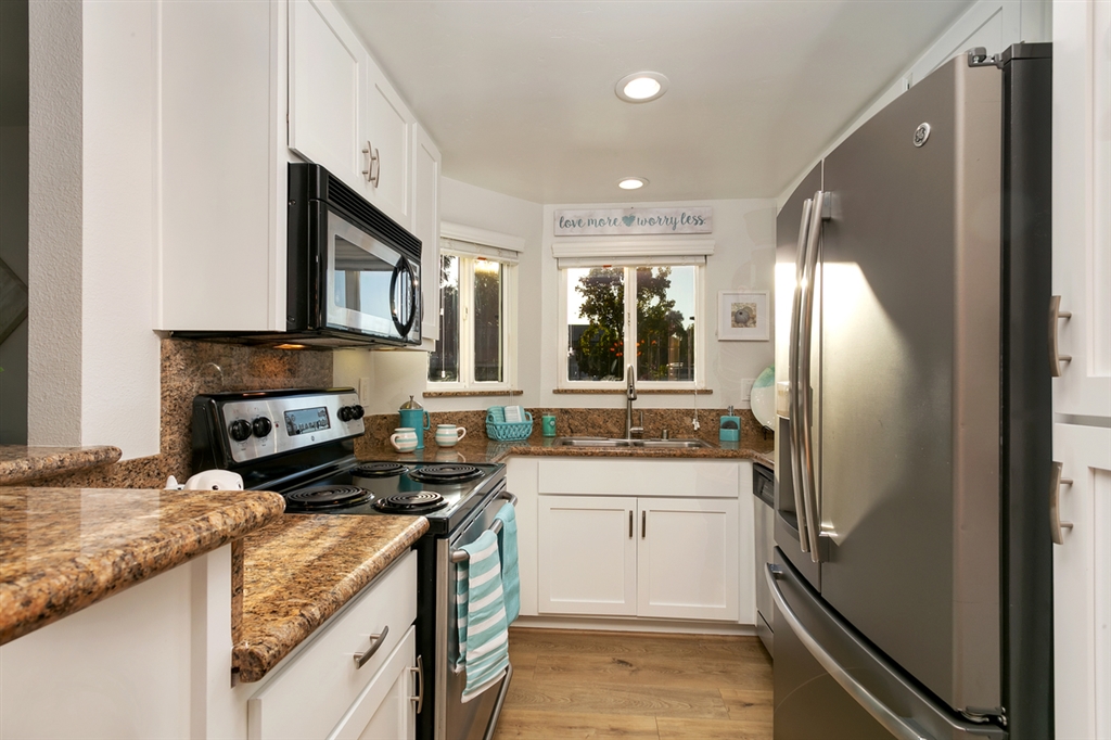 495 San Pasqual Valley Road, Unit 122 Escondido, CA 92027 - Photo 10 of 24