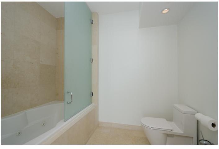 450 Alton Road, Unit 2508 Miami Beach, FL 33139 - Photo 19 of 24