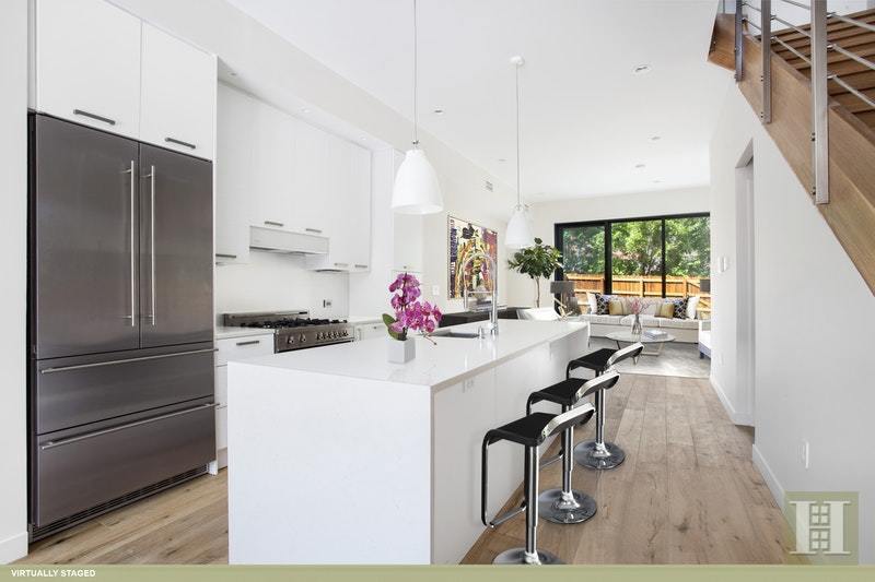 20 Vanderbilt Avenue Brooklyn, NY 11205 - Photo 1 of 13