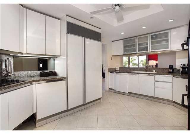 445 Grand Bay Drive, Unit 415 Key Biscayne, FL 33149 - Photo 9 of 13