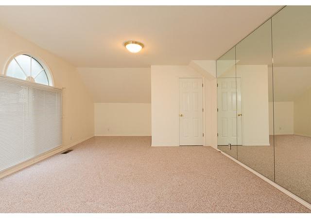 11580 Northwest Reeves Street Portland, OR 97229 - Photo 13 of 14 Gallery Image 13