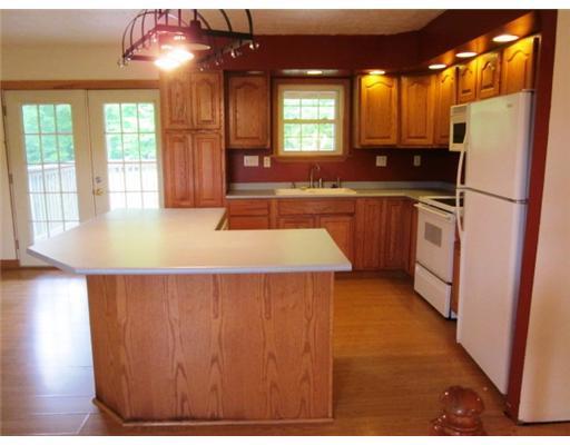570 Hartley Road Greensboro, PA 15338 - Photo 3 of 15 Gallery Image 3