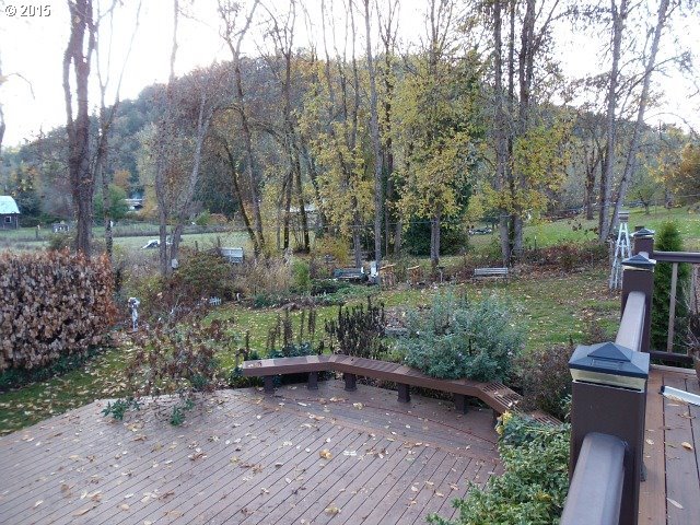 2944 Canyonville-Riddle Road Riddle, OR 97469 - Photo 29 of 32