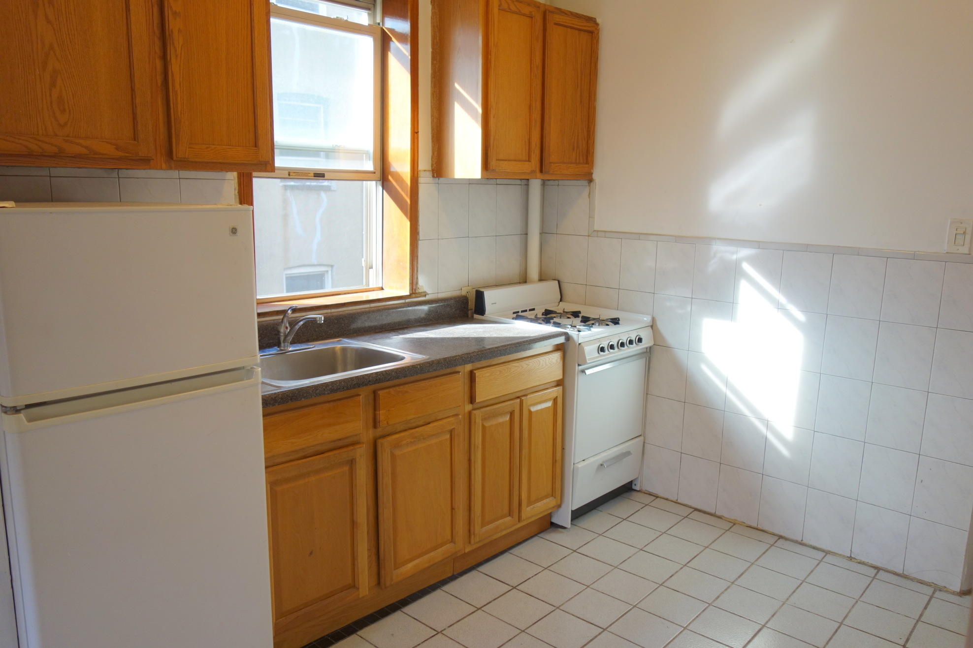 326 East 11th Street, Unit 8 Manhattan, NY 10003 - Photo 4 of 5