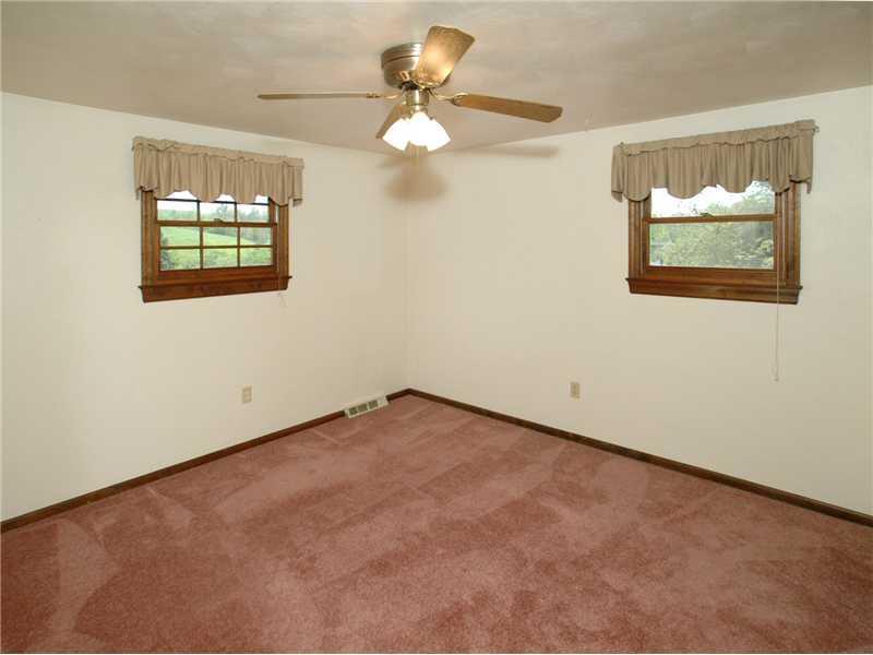 450 Lincoln Hall Road Elizabeth, PA 15037 - Photo 17 of 21 Gallery Image 17