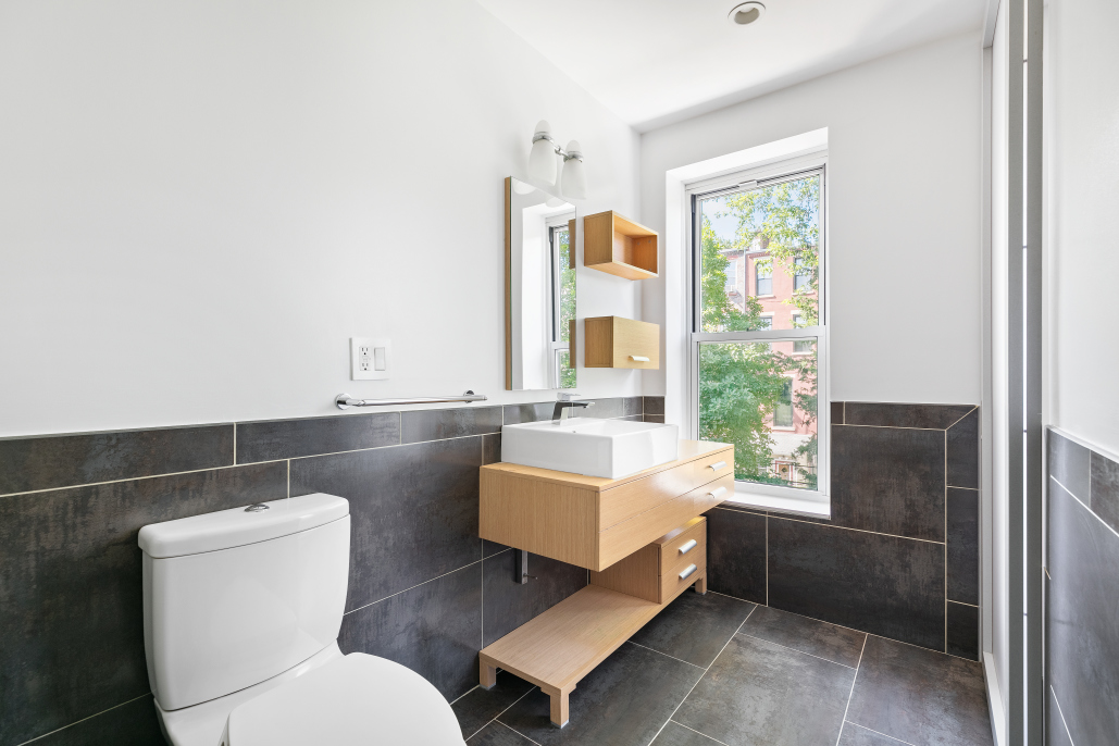 428 5th Street Brooklyn, NY 11215 - Photo 15 of 25