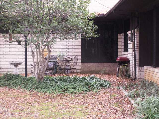 1252 Brookfield Road Memphis, TN 38119 - Photo 9 of 9 Gallery Image 9
