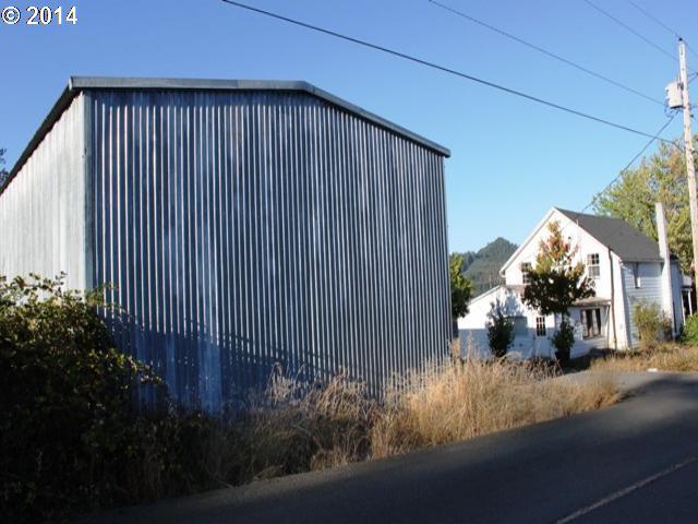 691 Mathis Hill Road Yoncalla, OR 97499 - Photo 15 of 16