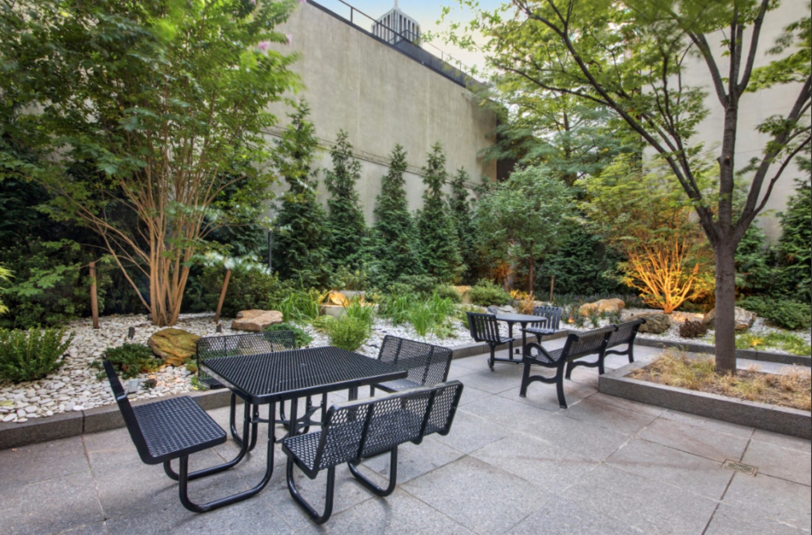 845 United Nations Plaza, Unit 35D Manhattan, NY 10017 - Photo 19 of 26